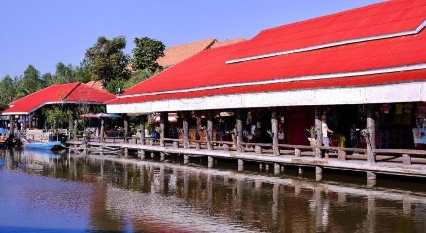 Greenfield Valley Fishing Resort Hua Hin Bagian luar foto