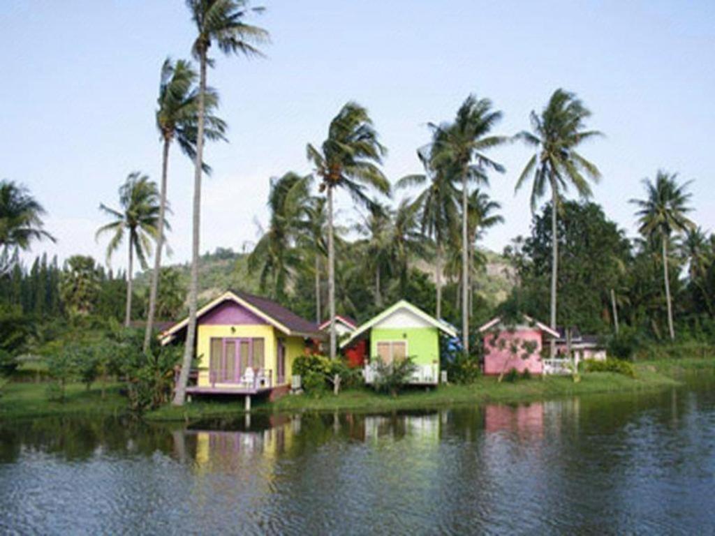 Greenfield Valley Fishing Resort Hua Hin Bagian luar foto